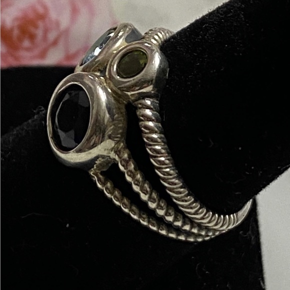 Vintage Sterling Amethyst, Peridot, & Blue Topaz Size 8 Ring - Picture 3 of 6